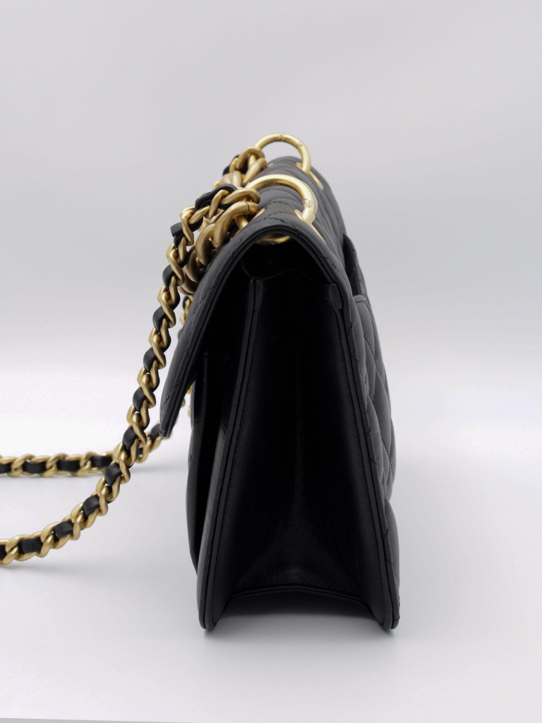 Chanel  sesonal flap torebka