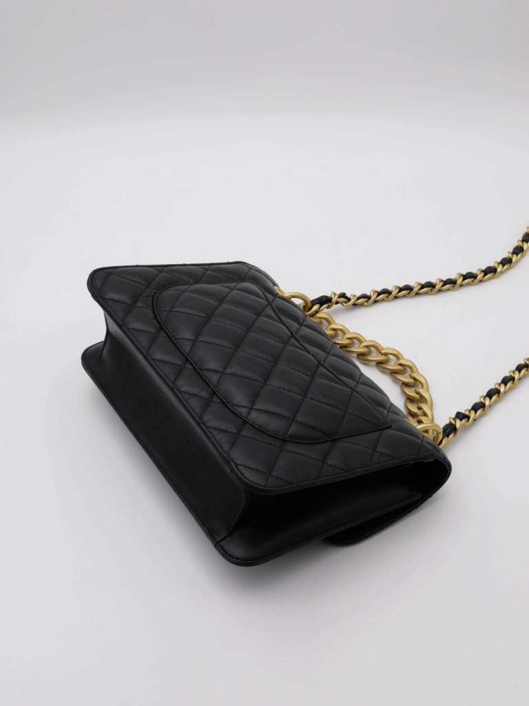 Chanel  sesonal flap torebka