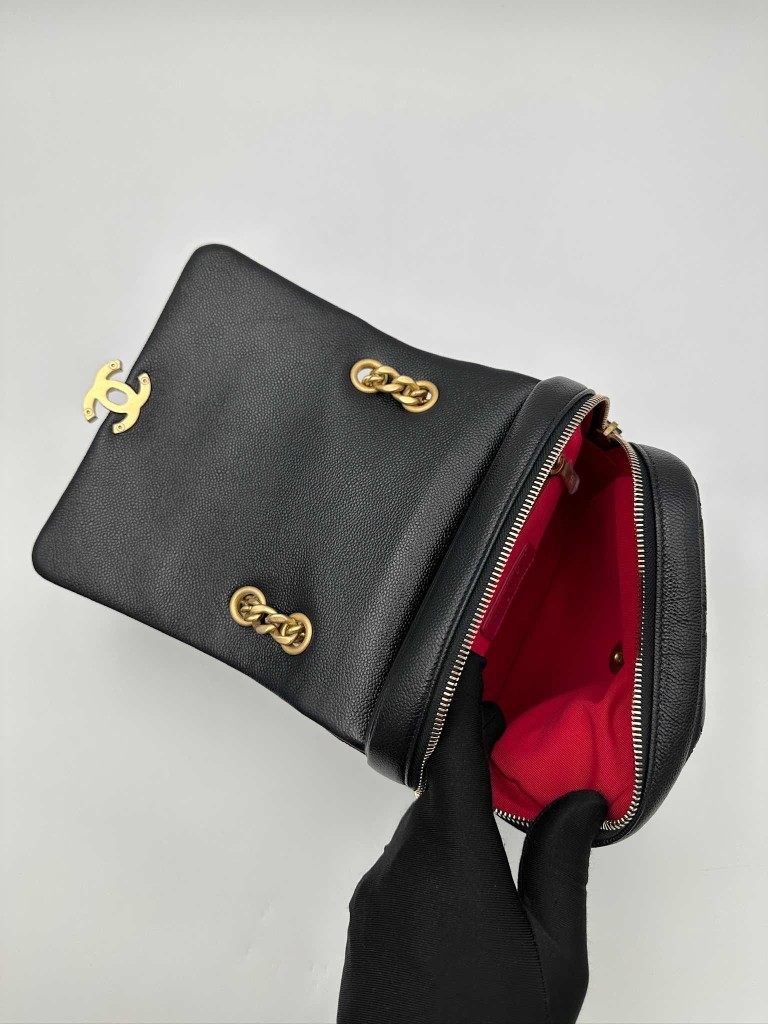 Chanel matelassé caviar backpack
