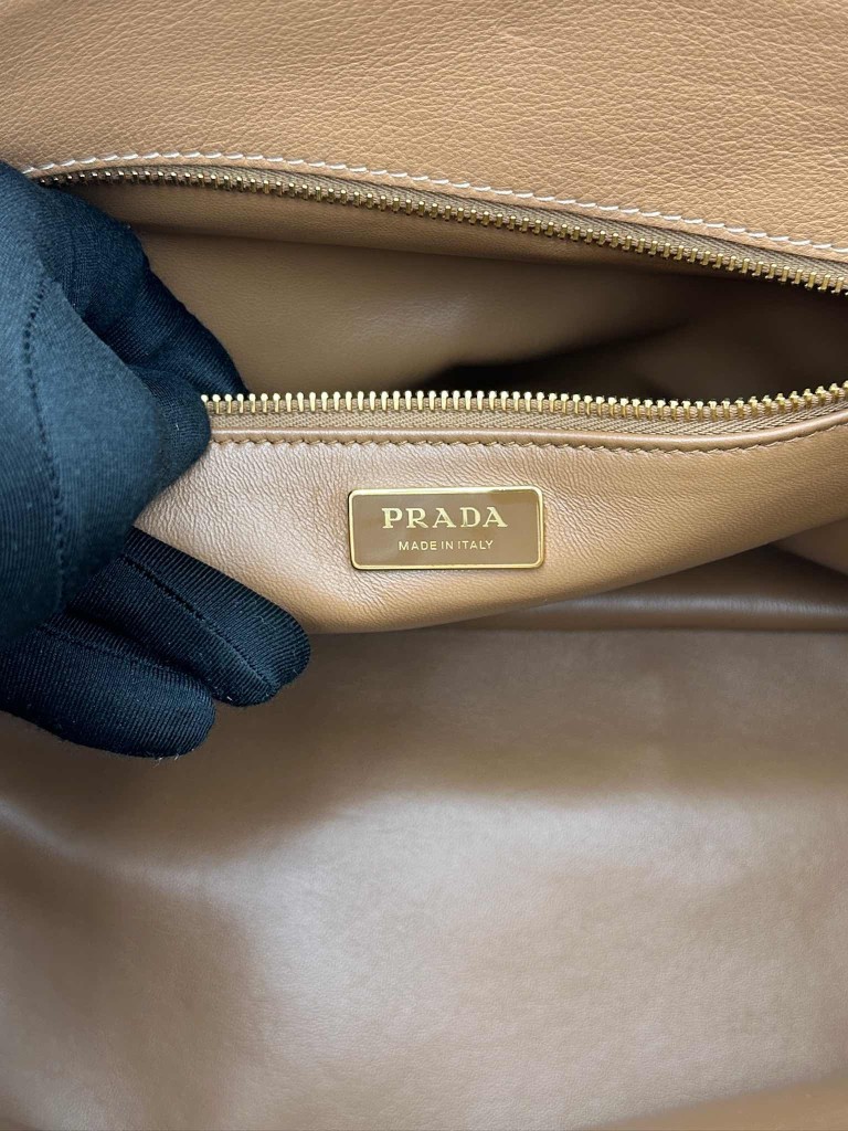 Prada torebka