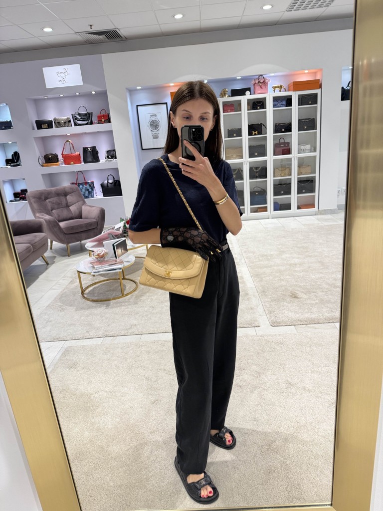 Chanel Diana Medium torebka