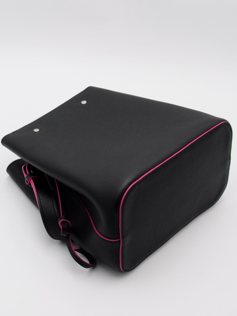 Louis Vuitton Lockme Bucket torebka
