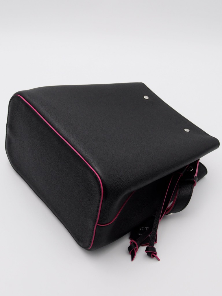 Louis Vuitton Lockme Bucket torebka