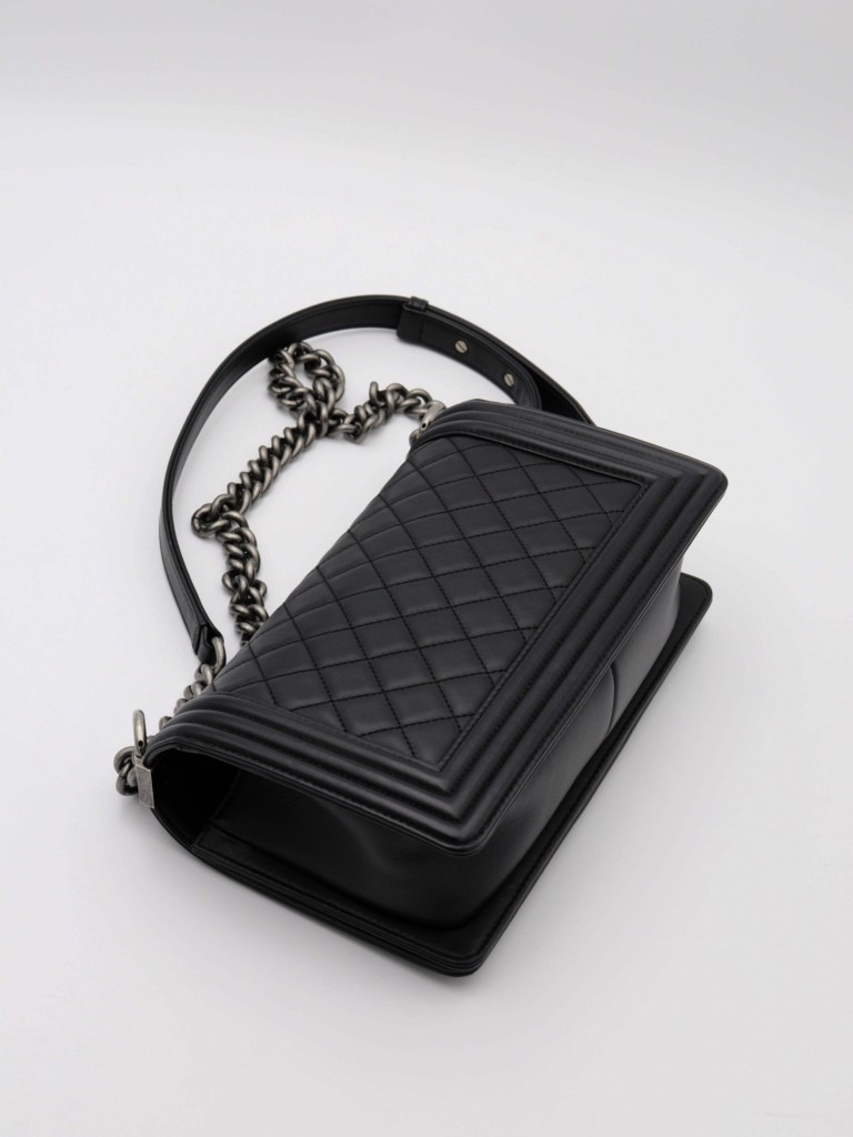 Chanel Boy Old Medium bag