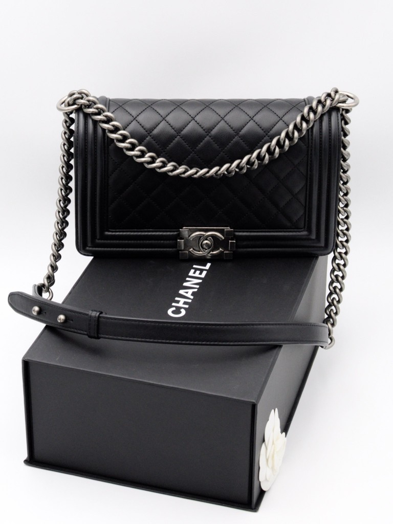 Chanel Boy Old Medium bag
