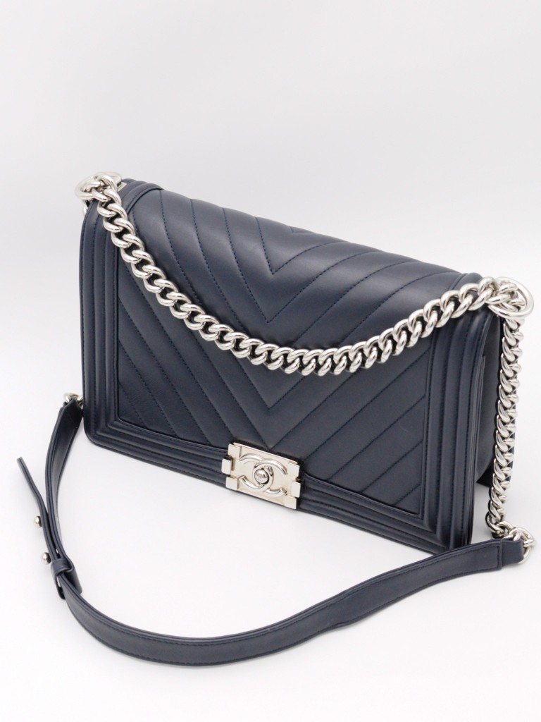Chanel Boy New Medium torebka