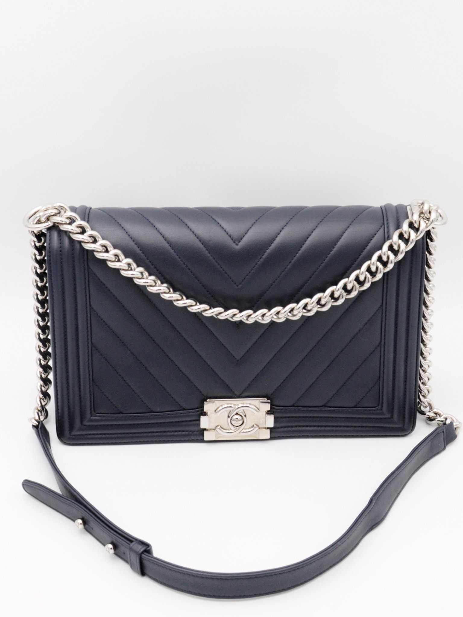 Chanel Boy New Medium torebka