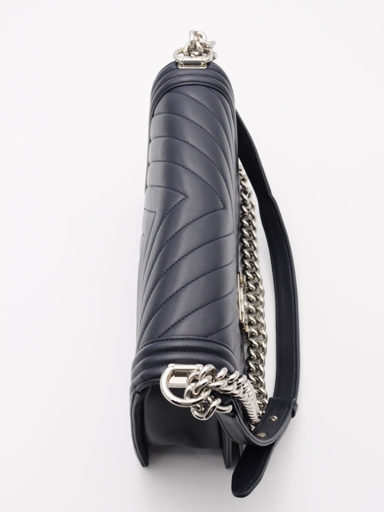 Chanel Boy New Medium bag
