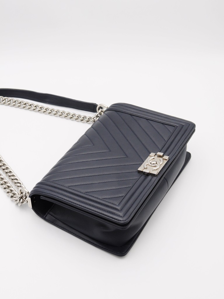 Chanel Boy New Medium bag