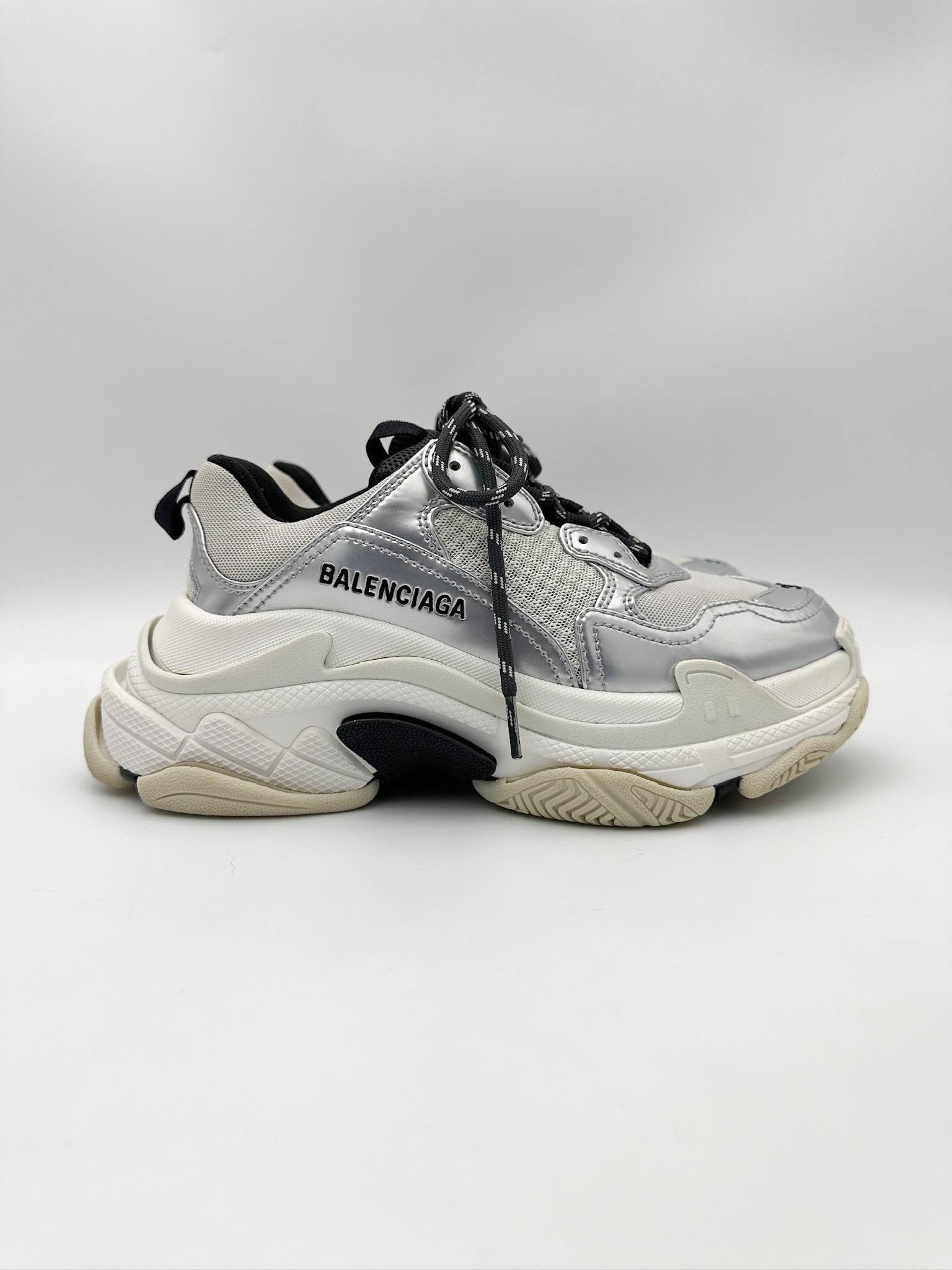 Balenciaga sneakersy Triple S