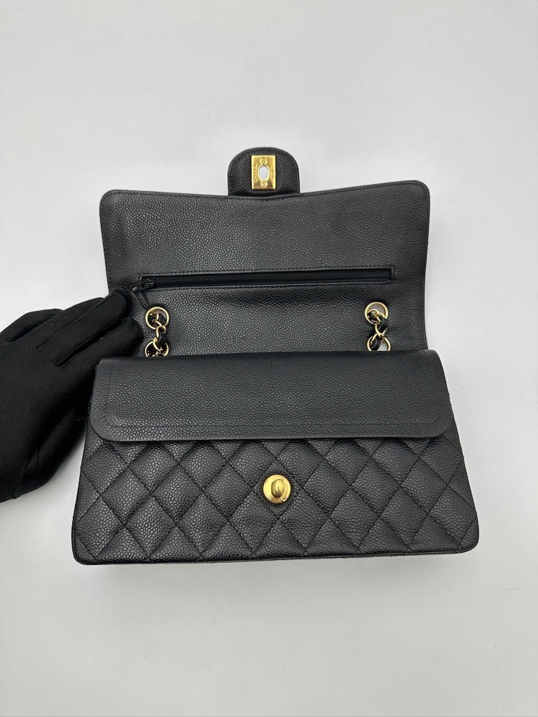 Chanel Classic Medium Double Flap torebka
