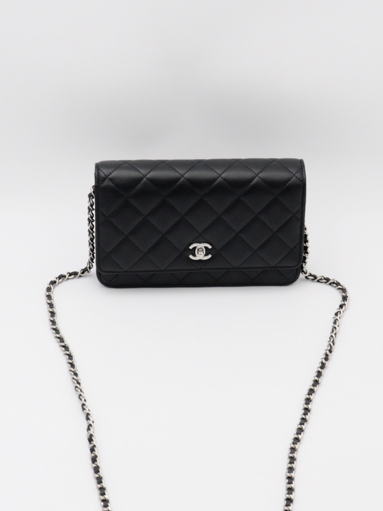 Chanel Wallet on Chain