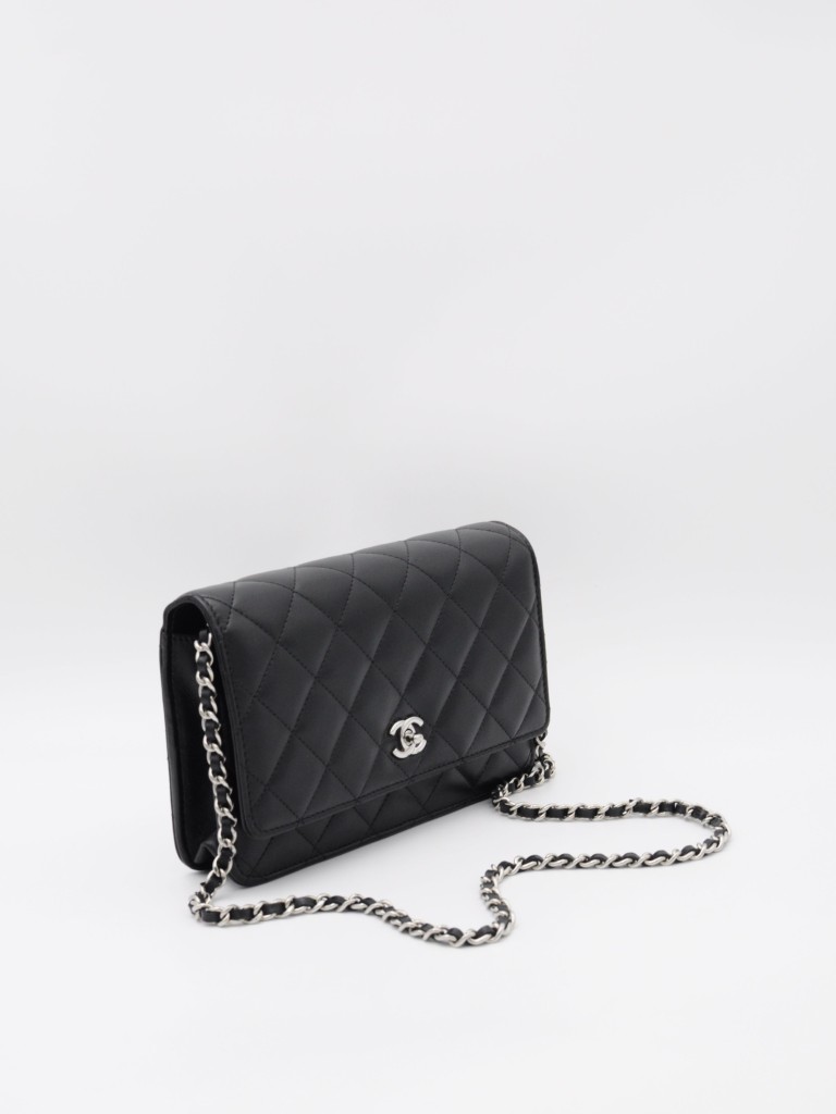 Chanel Wallet on Chain