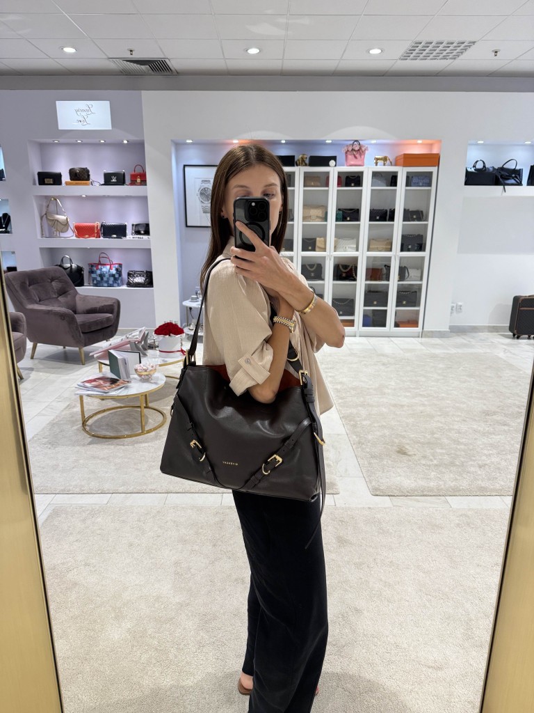 Givenchy Voyou Medium torebka