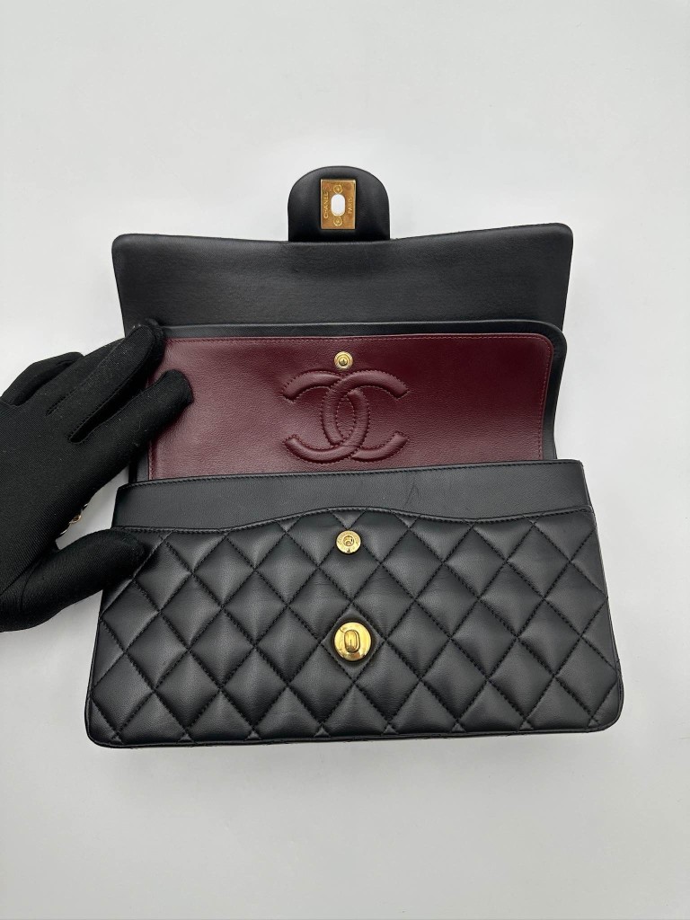 Chanel Classic Medium Double Flap torebka