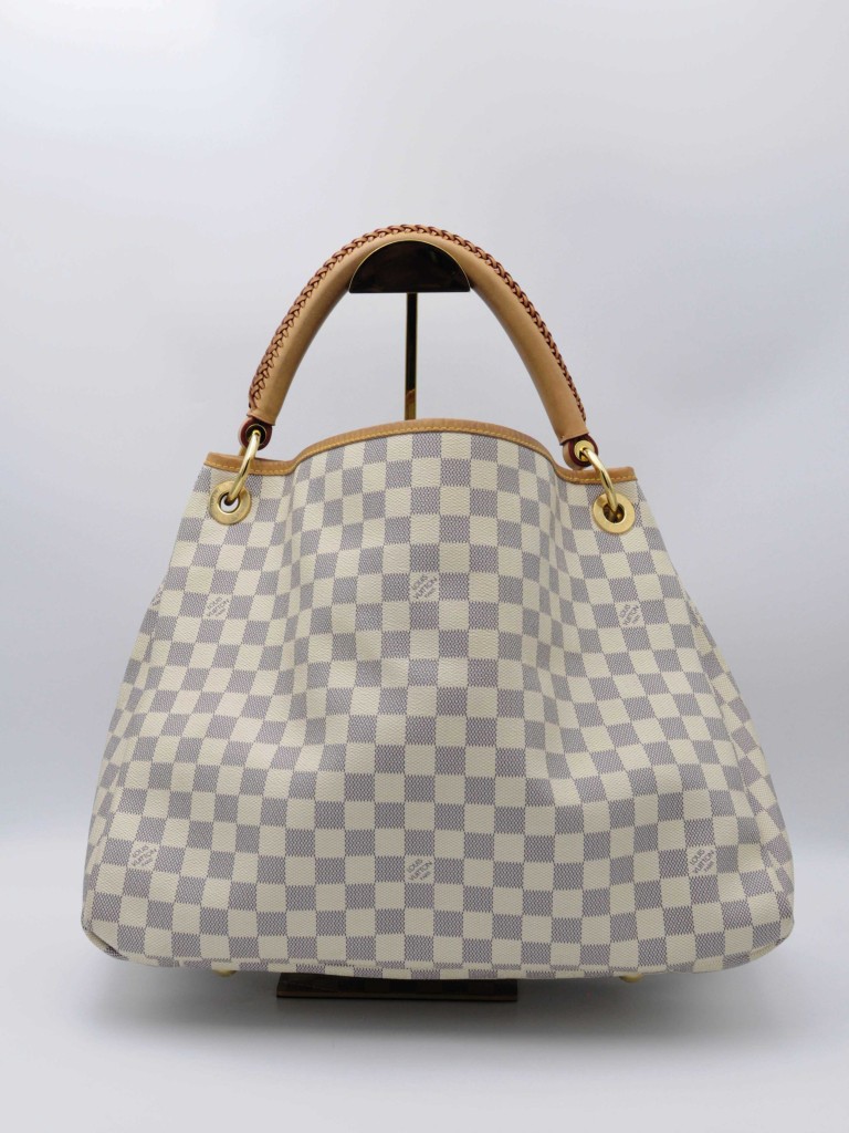 Louis Vuitton Artsy MM bag