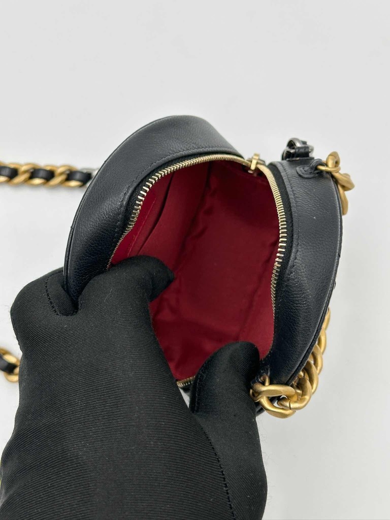 Chanel 19 okrągła mini torebka
