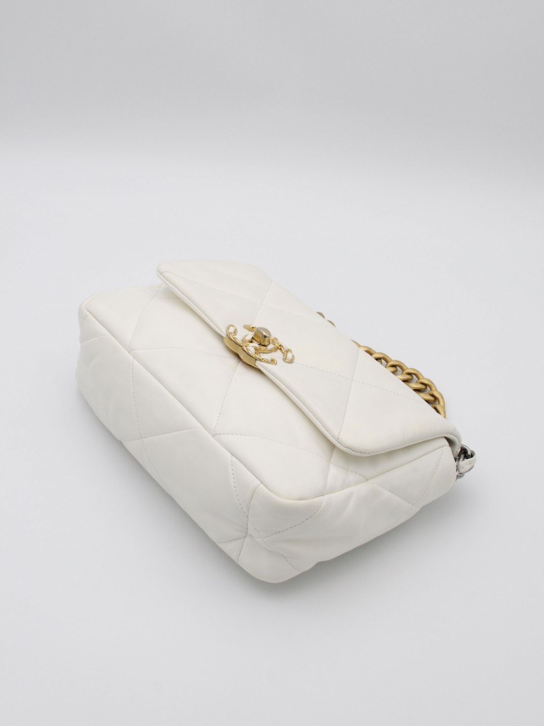 Chanel 19 Small bag