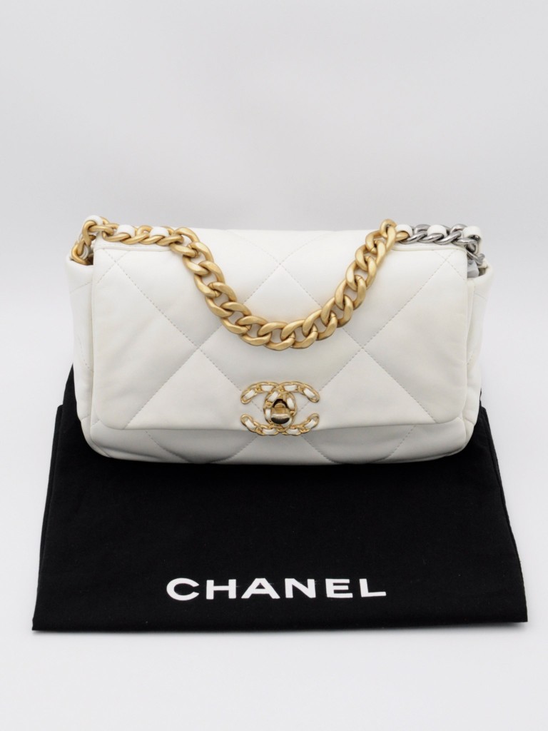 Chanel 19 Small bag