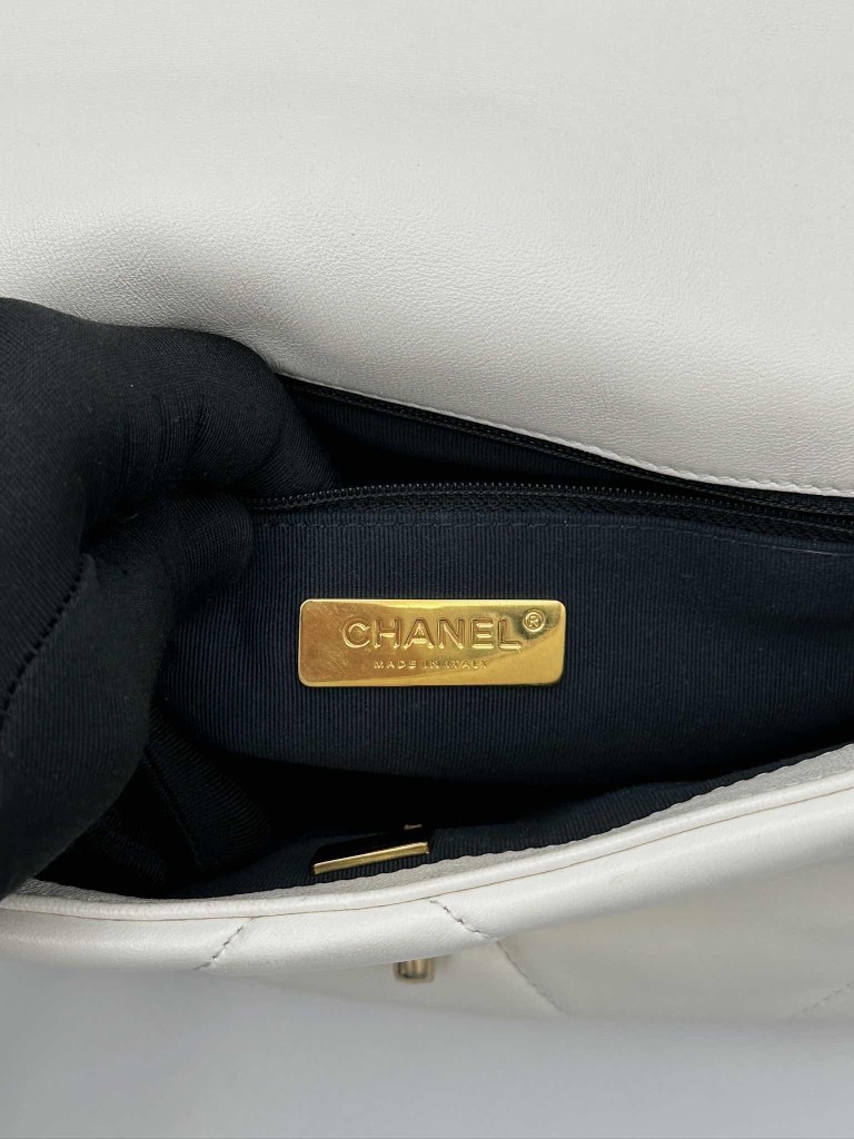 Chanel 19 Small torebka