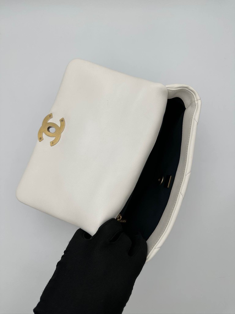 Chanel 19 Small torebka