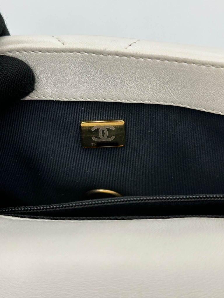 Chanel 19 Small torebka