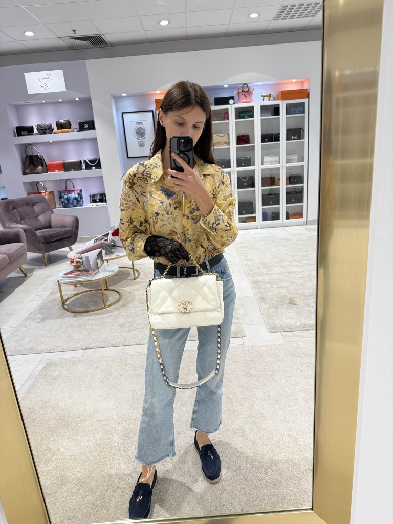 Chanel 19 Small bag