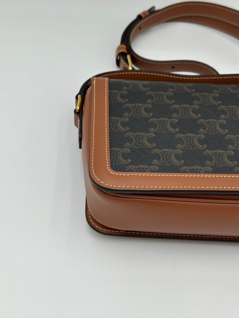 Celine Teen Triomphe bag
