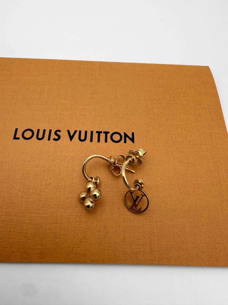 LOUIS VUITTON Blooming earrings