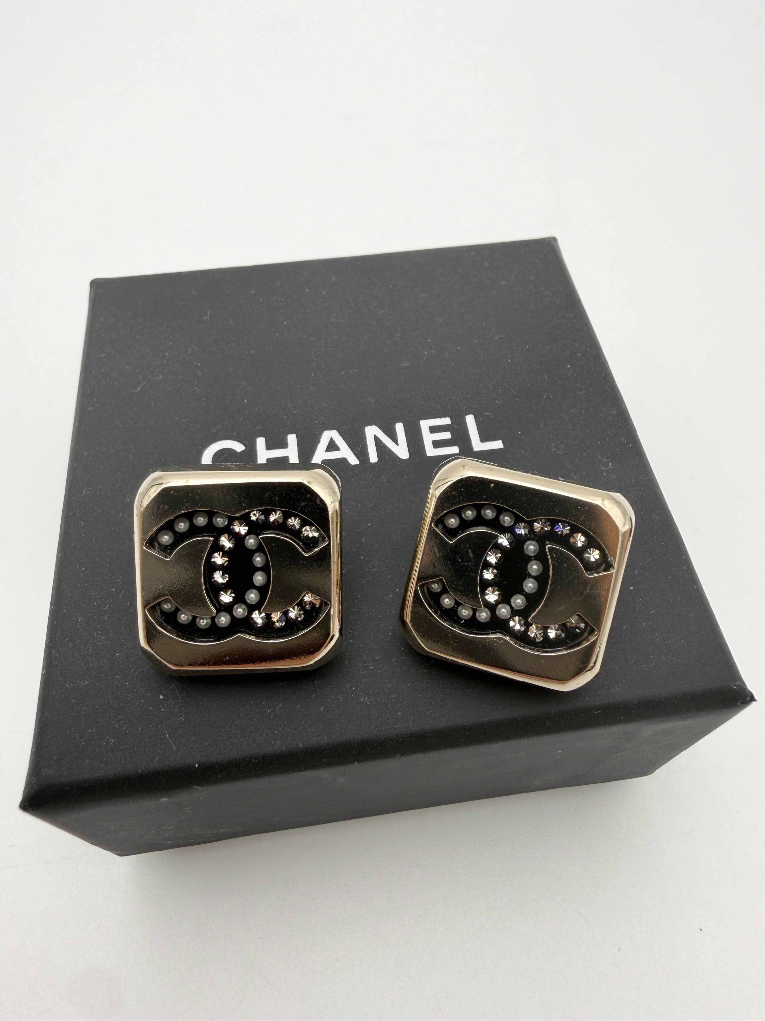 Kolczyki Chanel