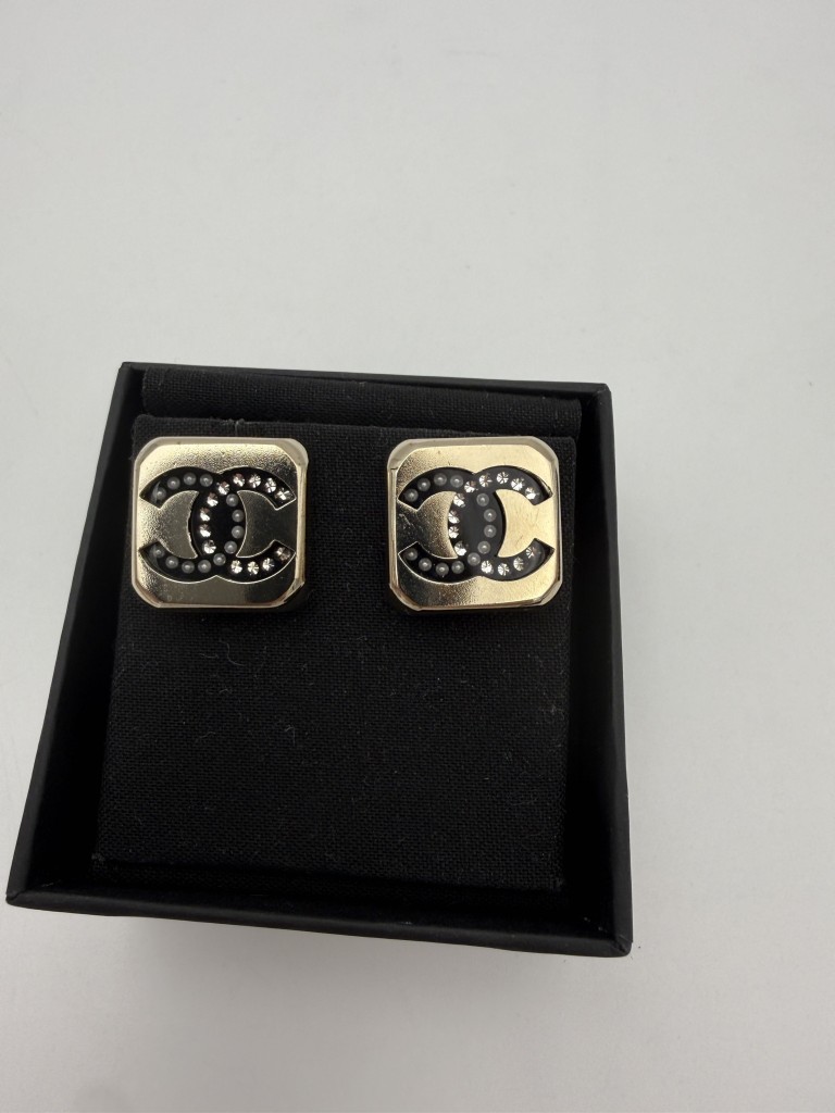 Kolczyki Chanel