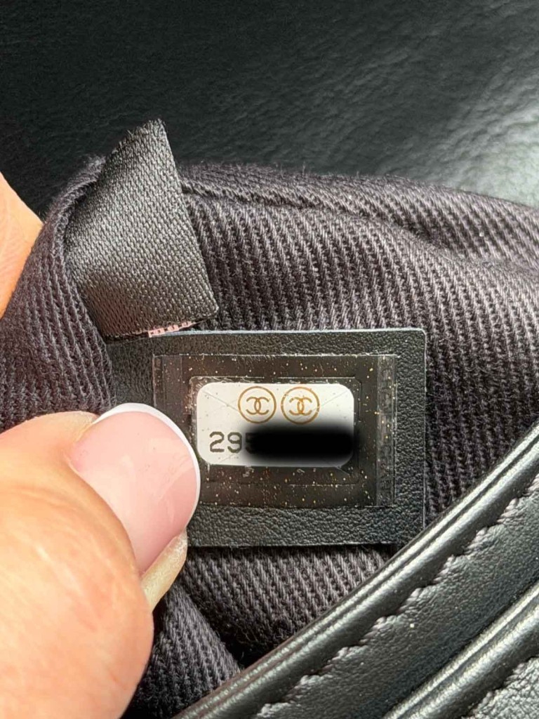 Chanel nerka Uniform