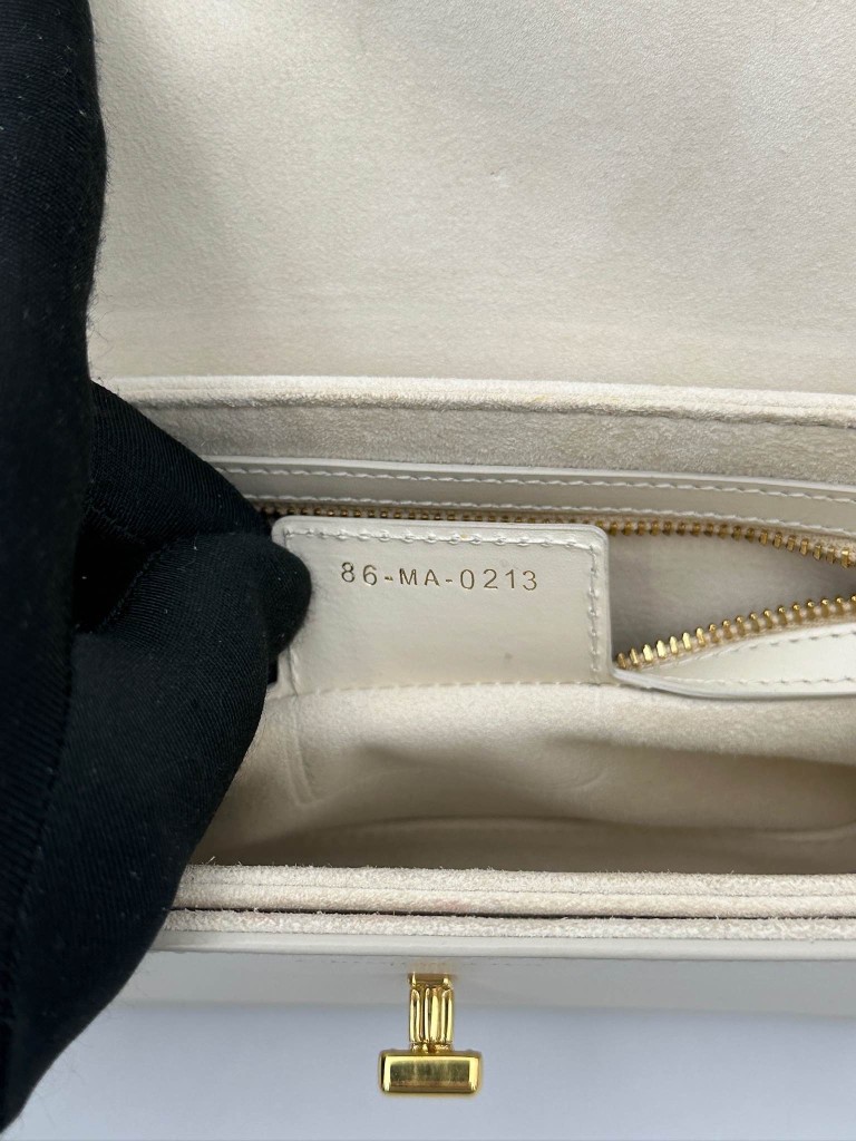 Dior Montaigne Avenue torebka