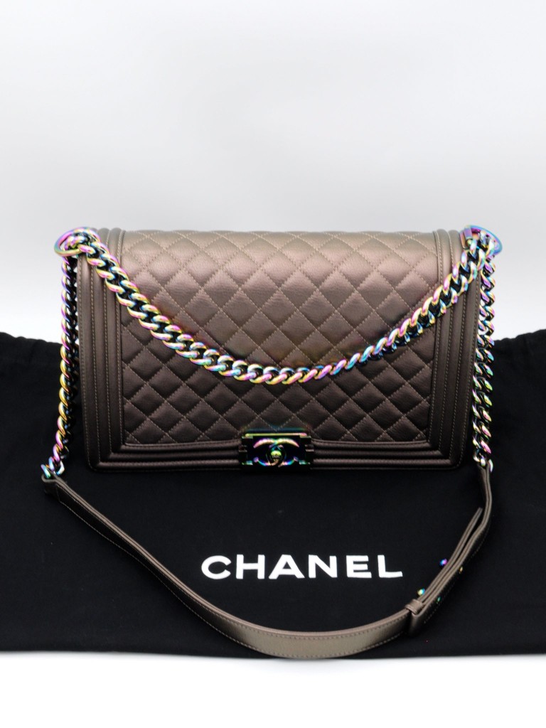 Chanel Boy New Medium torebka