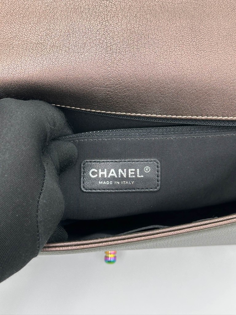 Chanel Boy New Medium torebka
