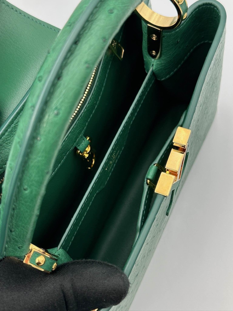 Louis Vuitton Capucines BB torebka