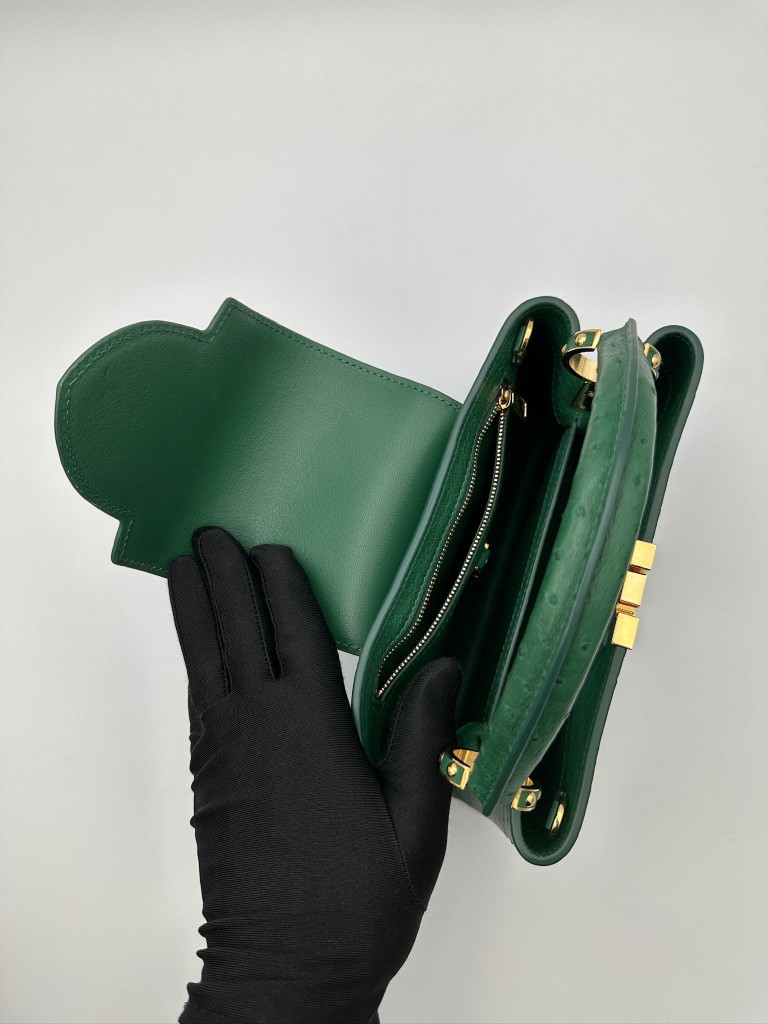 Louis Vuitton Capucines BB torebka