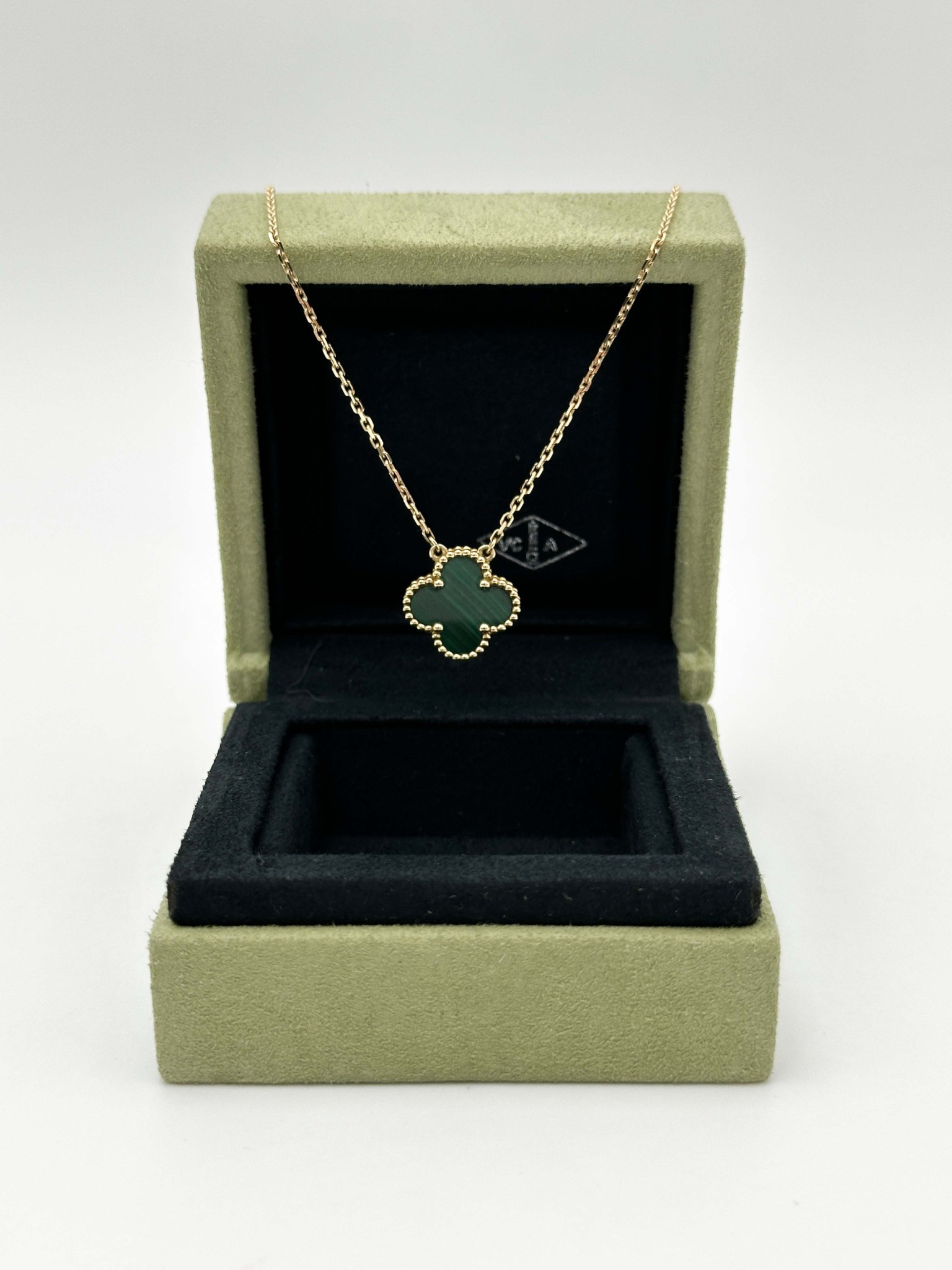 Van Cleef & Arpels Vintage Alhambra necklace
