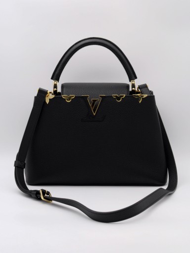 Louis Vuitton Capucines MM bag