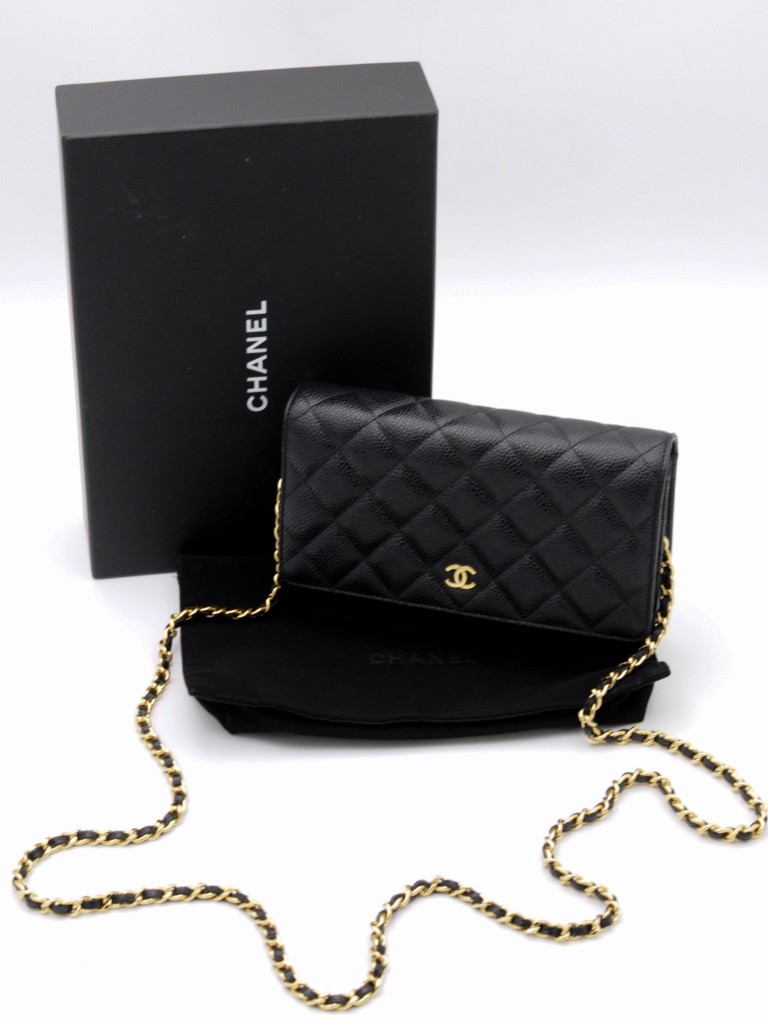 Chanel Wallet on Chain