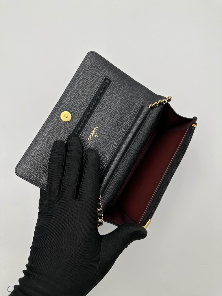 Chanel Wallet on Chain