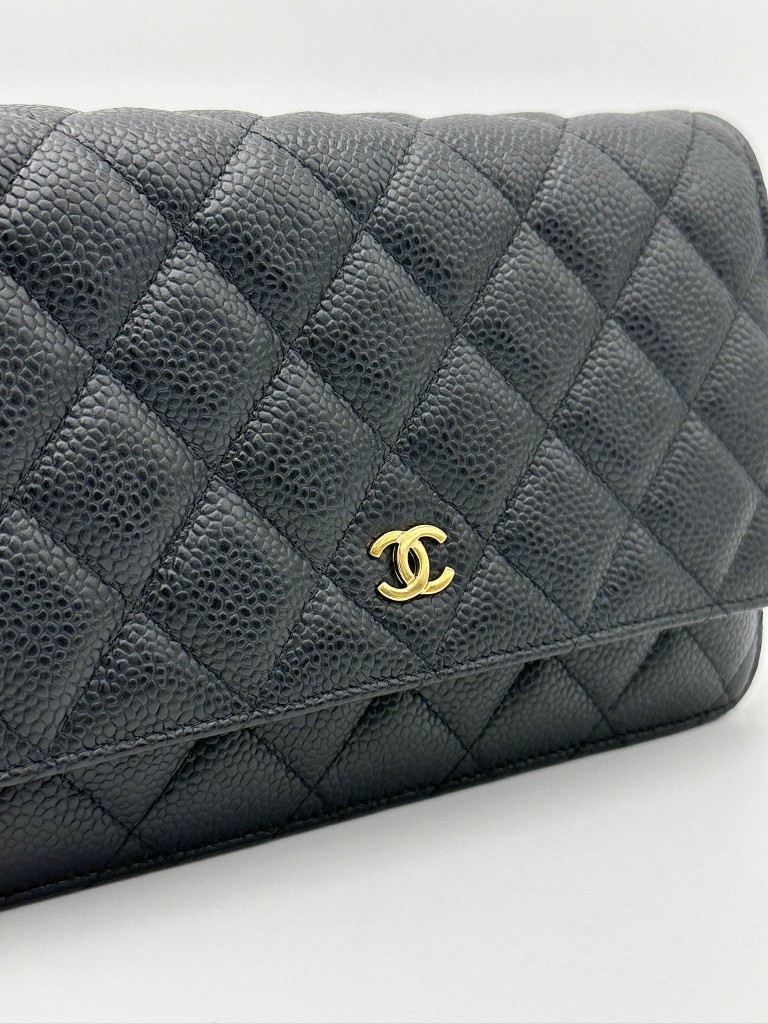 Chanel Wallet on Chain