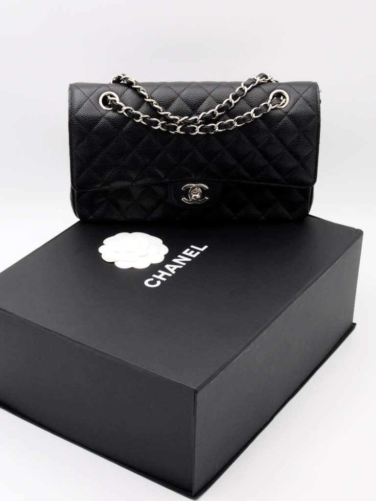 Chanel Classic Medium Double Flap torebka