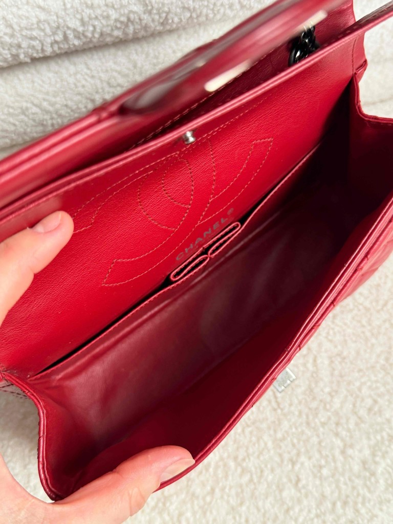 Chanel 2.55 Reissue 225 bag