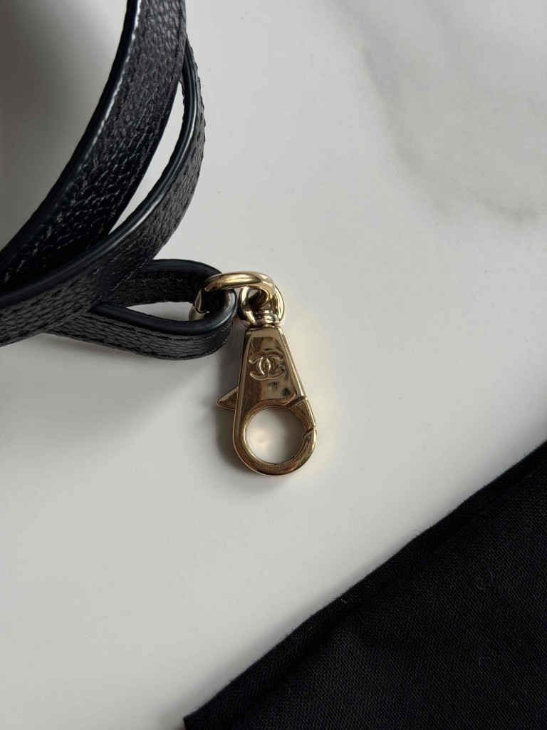 Chanel Neo Executive Small torebka