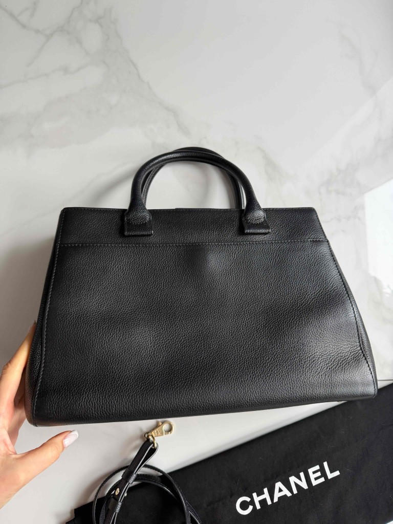 Chanel Neo Executive Small torebka