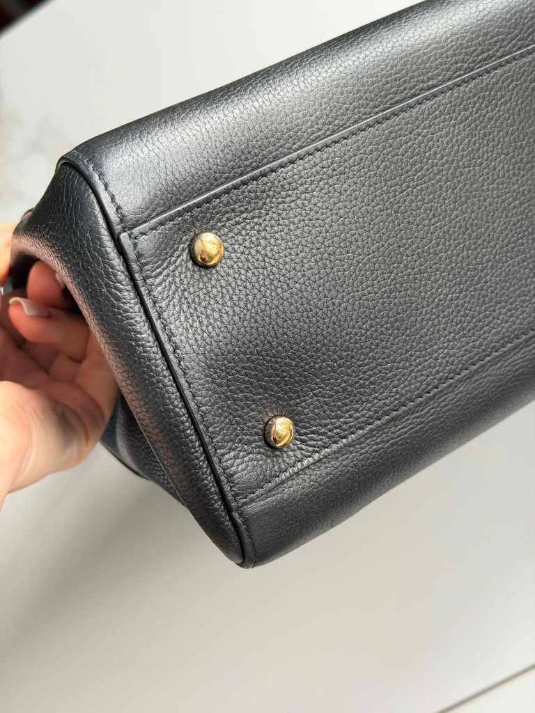 Chanel Neo Executive Small torebka