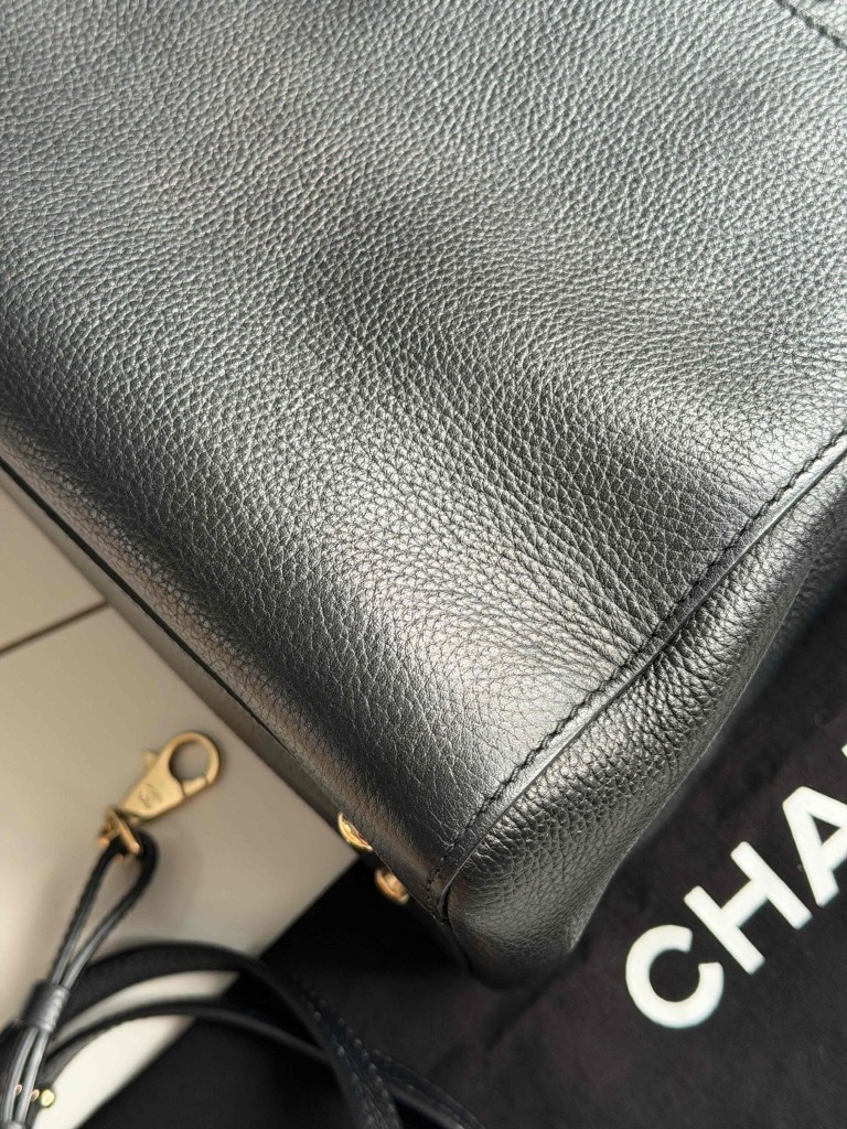 Chanel Neo Executive Small torebka