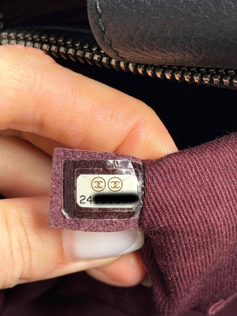 Chanel Neo Executive Small torebka