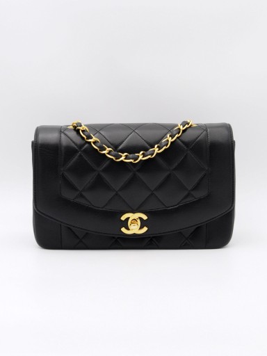 Chanel Diana Small bag